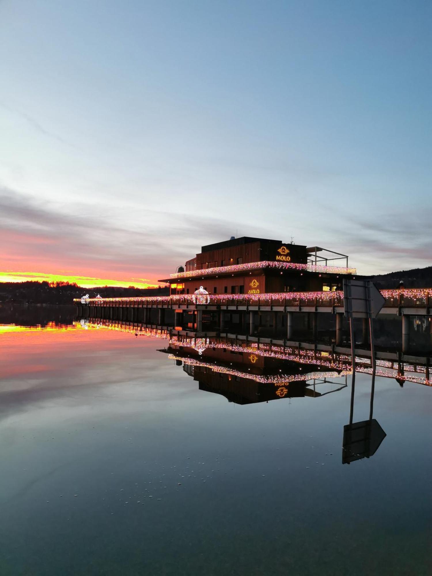 Apartman S Terasou A Vyhledem Na Jezero Lipno Kovarov  Экстерьер фото