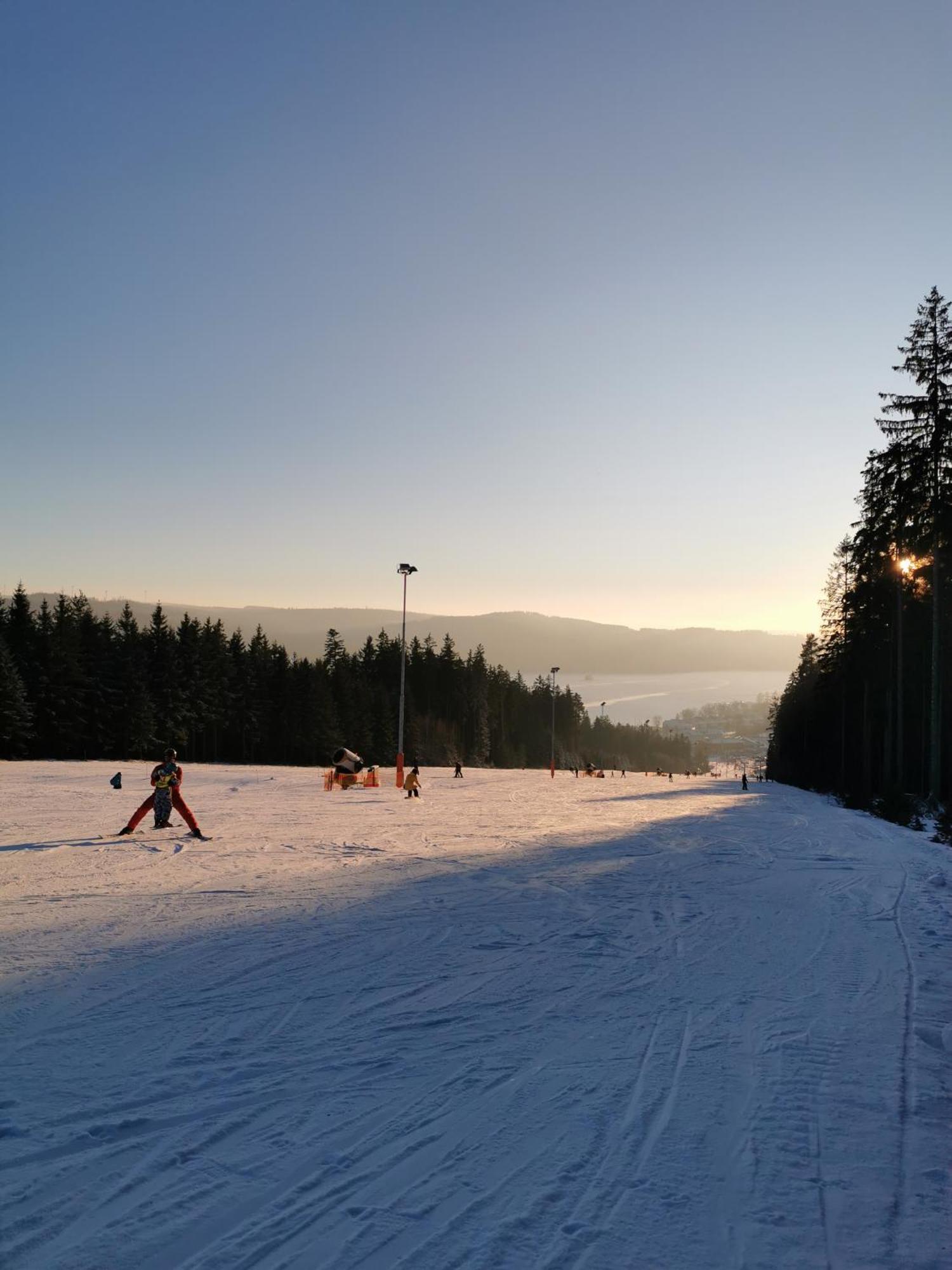 Apartman S Terasou A Vyhledem Na Jezero Lipno Kovarov  Экстерьер фото